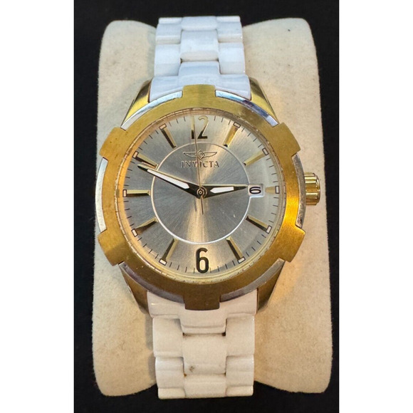 Invicta Ceramics Model 15832 – Tritnite Night Glow – Gently Used – Needs Battery Invicta Lupah Tritnite night glow Special edition NO. 16170  main image 3
